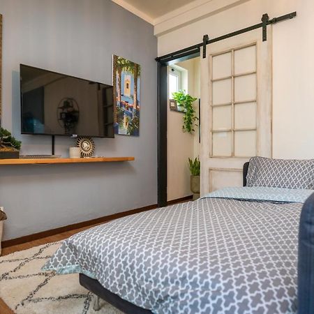 Arty Vintage Townhouse With Rooftop Shower & Sun Loungers Olhão Exteriér fotografie